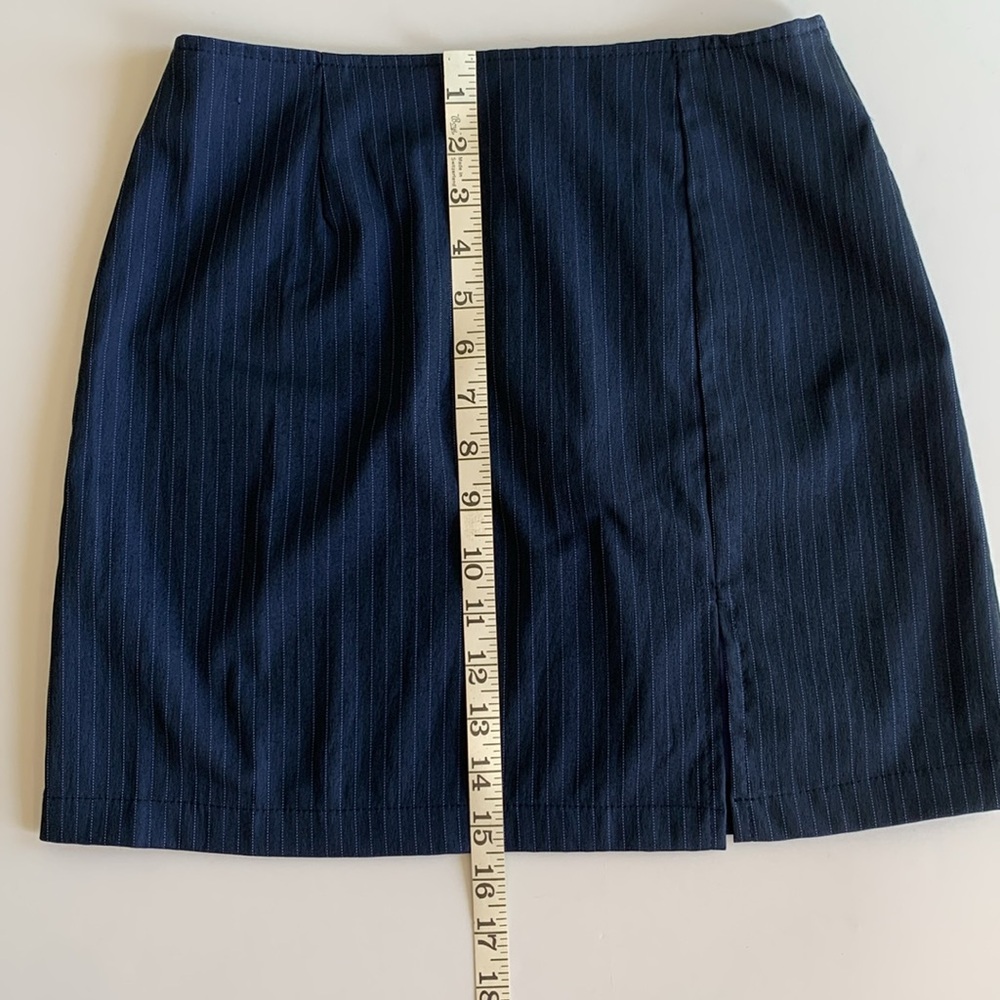 RAVE GIRL BLUE AND LIGHT BLUE PINSTRIPE MINISKIRT•size medium•excellent cond! - Picture 8 of 11